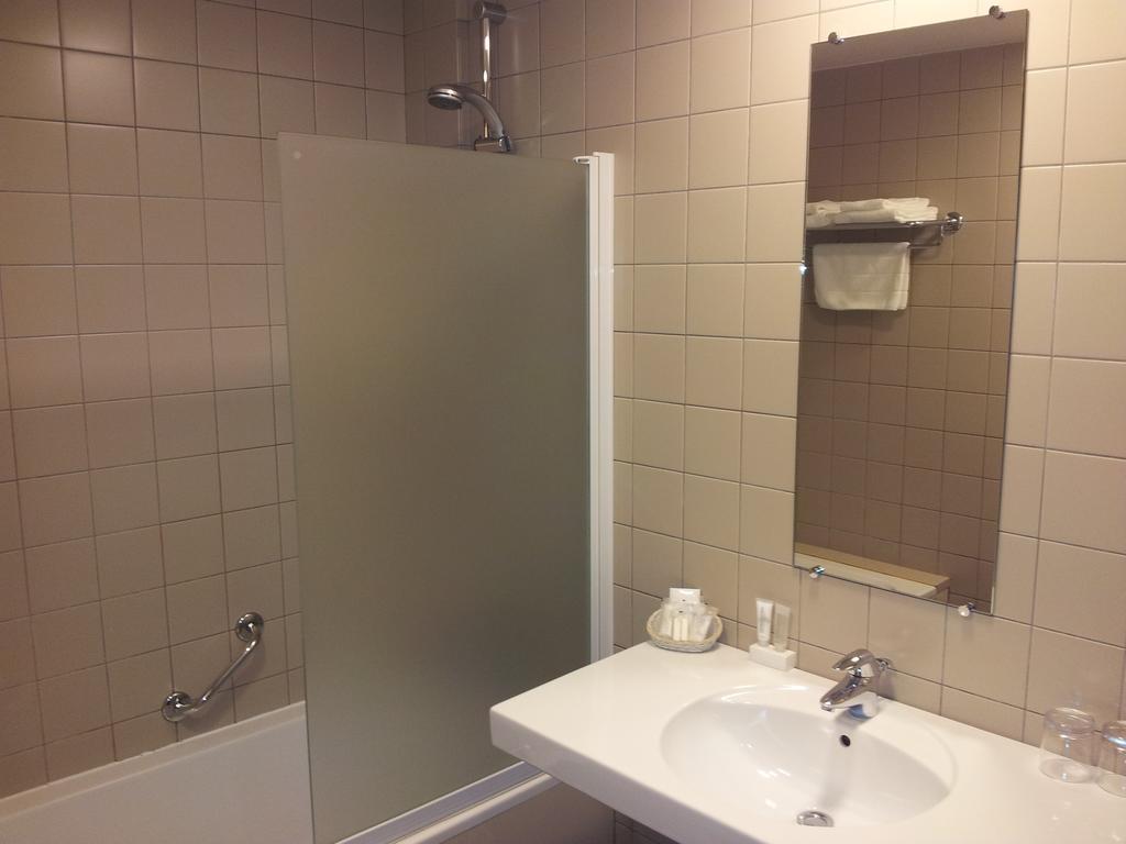 Hotel De Zalm ヘーレンタルス エクステリア 写真