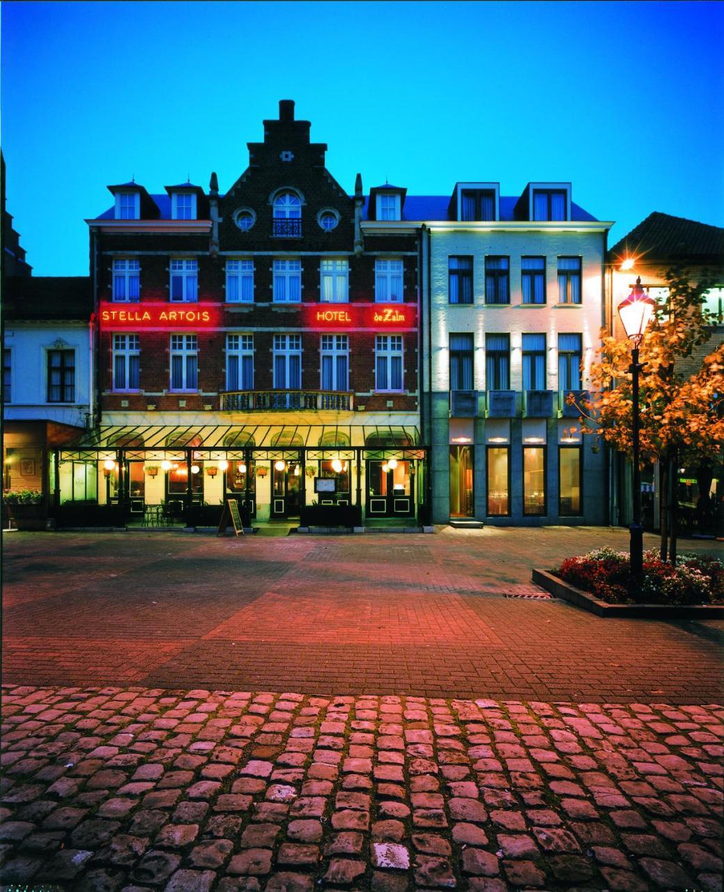 Hotel De Zalm ヘーレンタルス エクステリア 写真